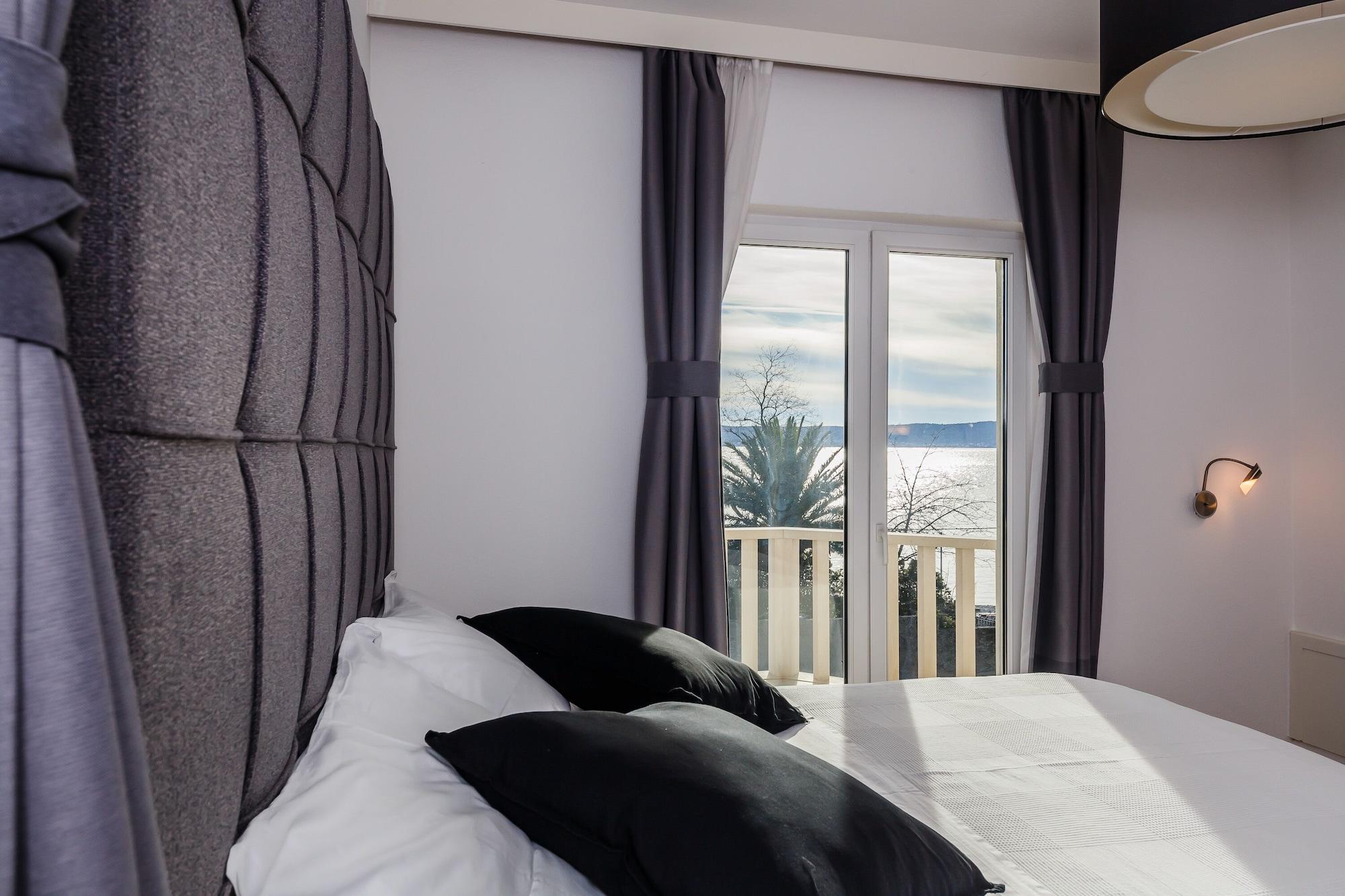 Hotel Villa Zarko Kaštel Stari Eksteriør billede
