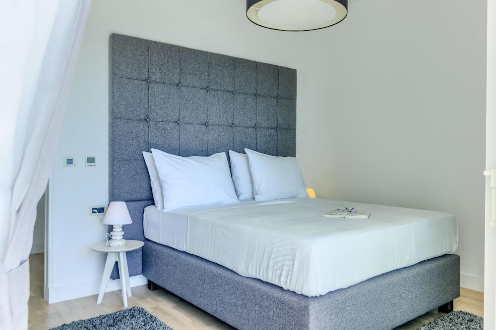 Hotel Villa Zarko Kaštel Stari Eksteriør billede