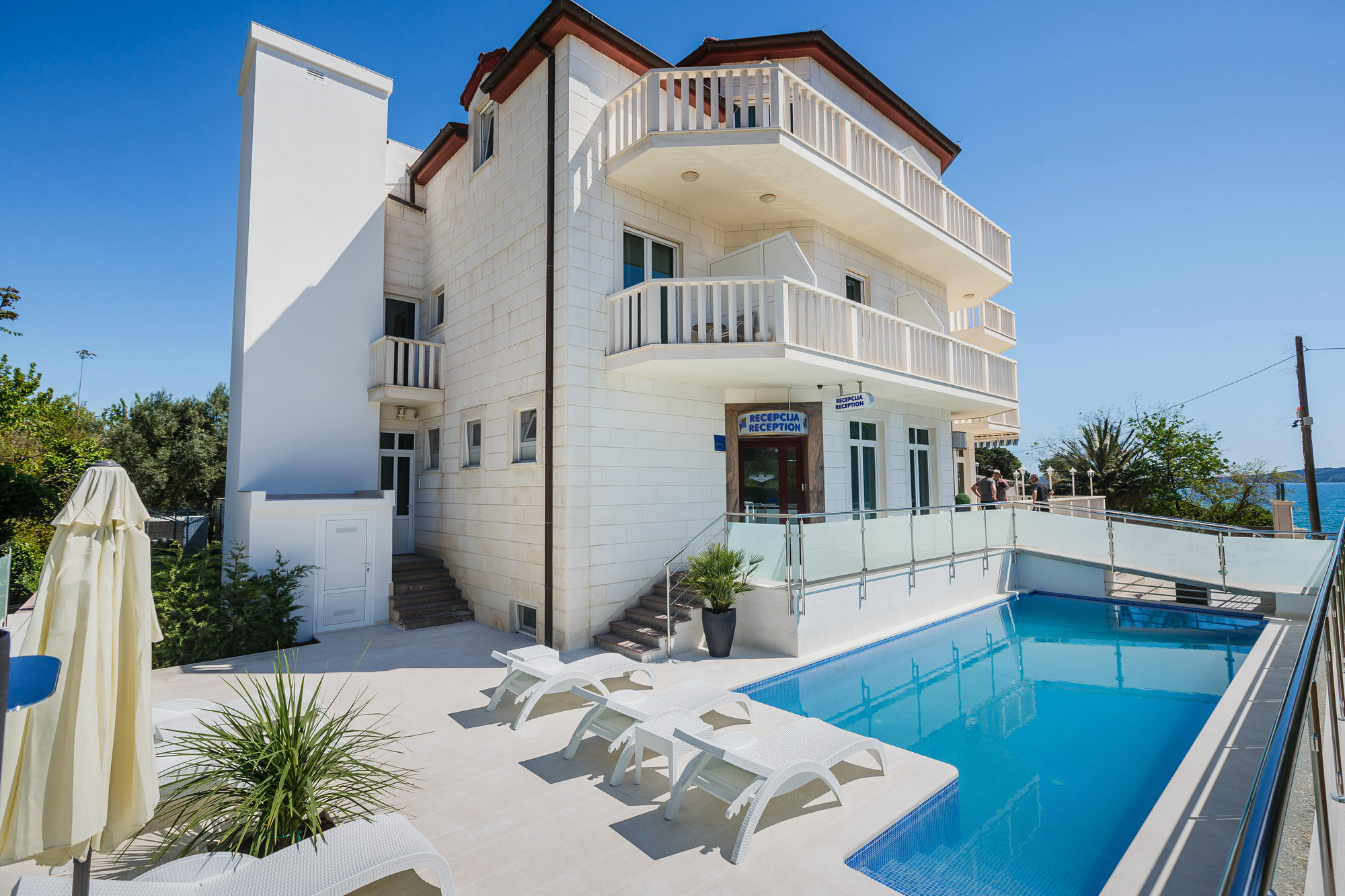 Hotel Villa Zarko Kaštel Stari Eksteriør billede